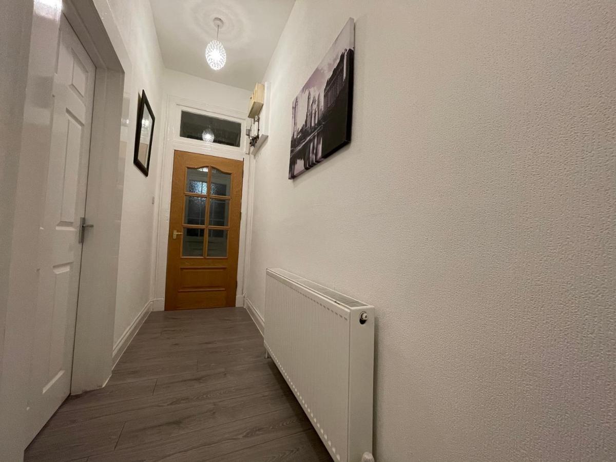 Hla Holytown Apartment Mossend Exterior foto